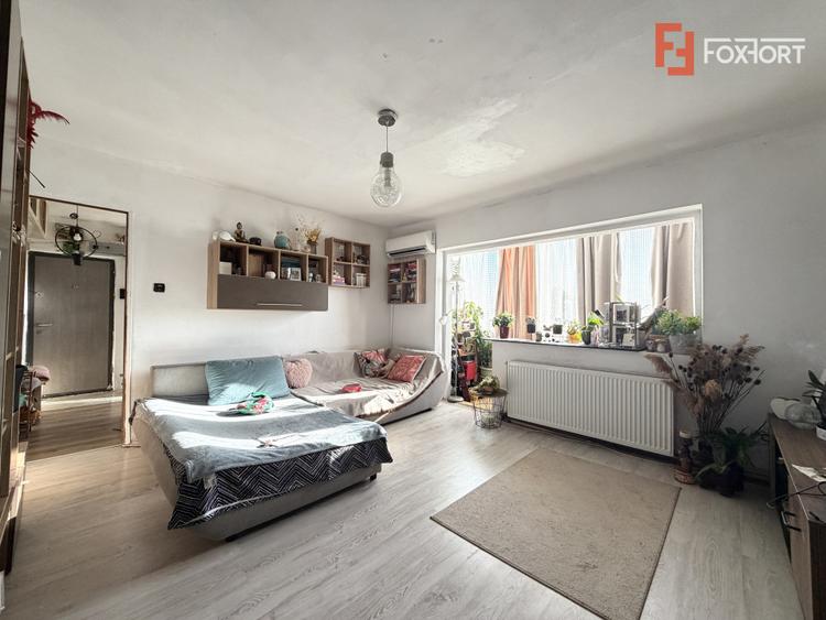 Apartament cu 2 camere - 50 mp, semidecomandat, zona Sagului