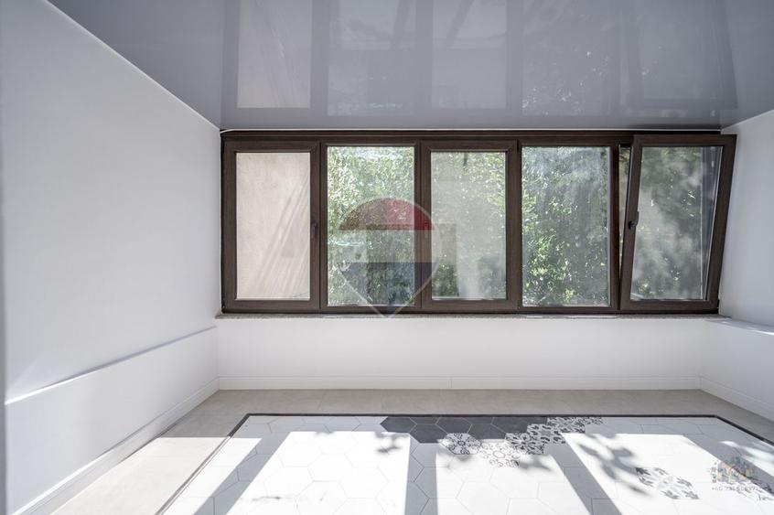 4 camere renovat | vedere fântâni Unirii | Bibescu Vodă | 106 mp