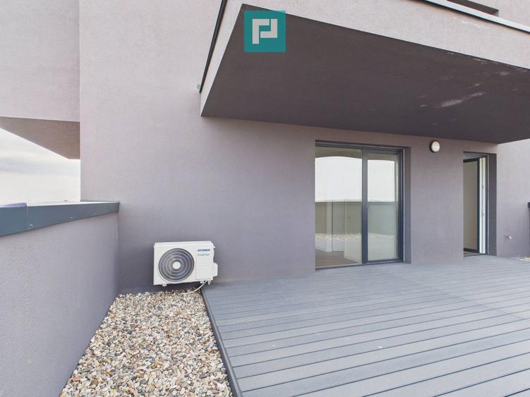 Apartament 3 camere Premium , terasă 22 mp, etaj 8