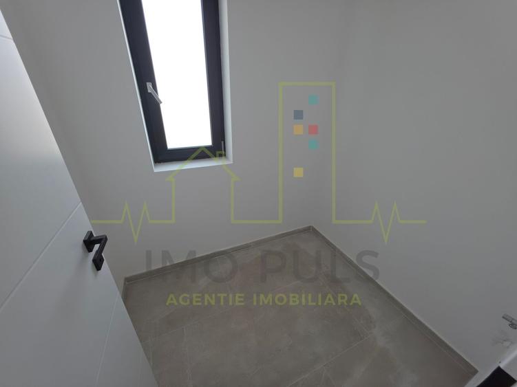3 Camere. 2 Bai. Tersa 40 mp. Torontalului. Bloc nou. Lift.