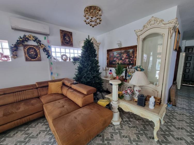 Vila cu 7 camere de Inchiriat | In Zona Colentina