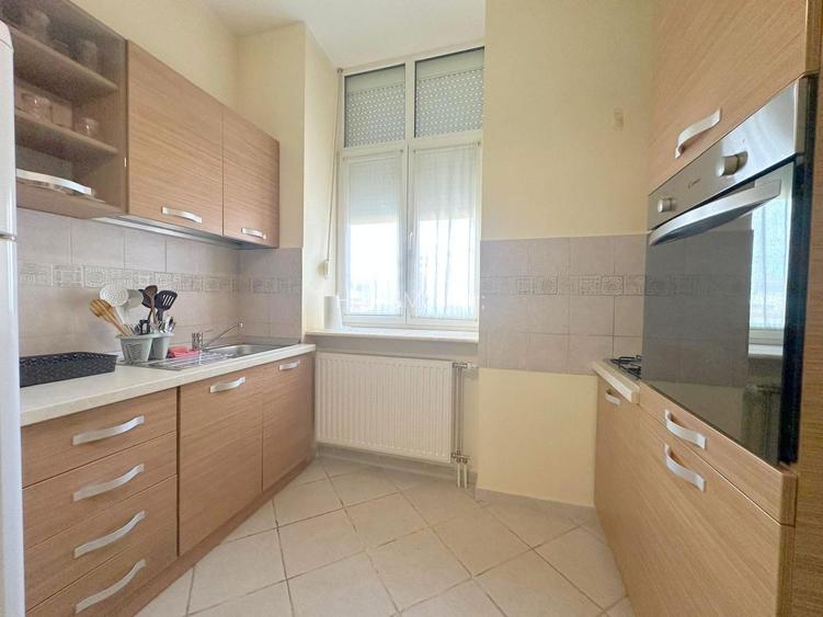 Adresă de prestigiu: 3 camere Piața Victoriei