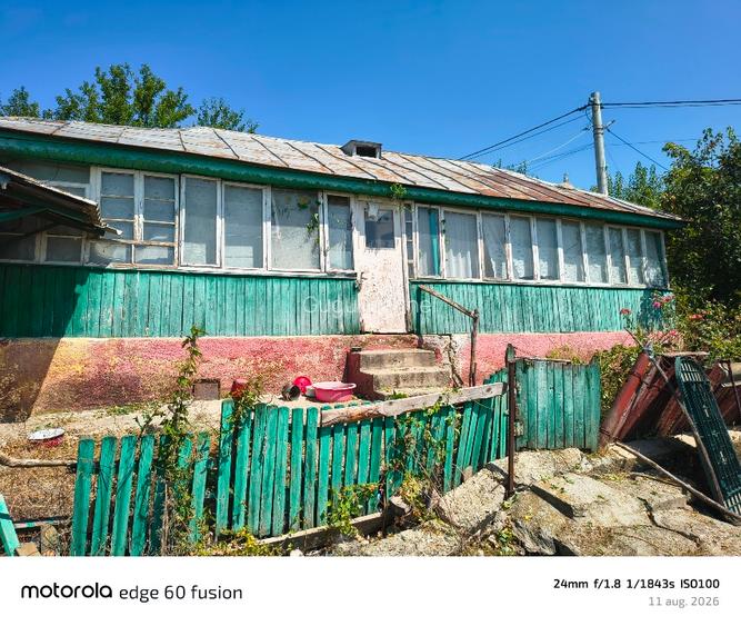 Casa bătrânească cu 2 camere plus antreu  - 2