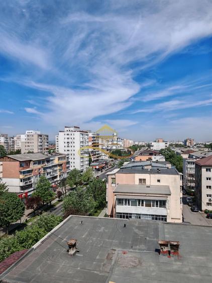 Apartament cu 2 camere decomandate caută oameni faini!