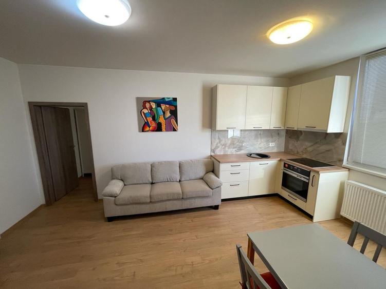 Giroc-Eso | De inchiriat | 2 camere | Loc de parcare
