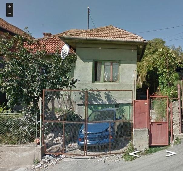 Casa de vanzare in Dambul Rotund, teren 2000 mp