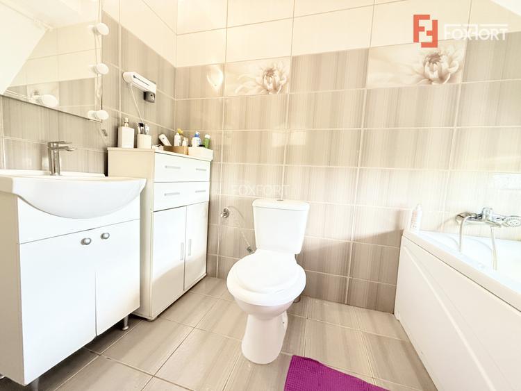Casa cu 5 camere, 219 mp utili si 588 mp teren, de vanzare in Sanmihaiu Roman - 29