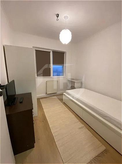 Apartament 4 camere, zona Manastur
