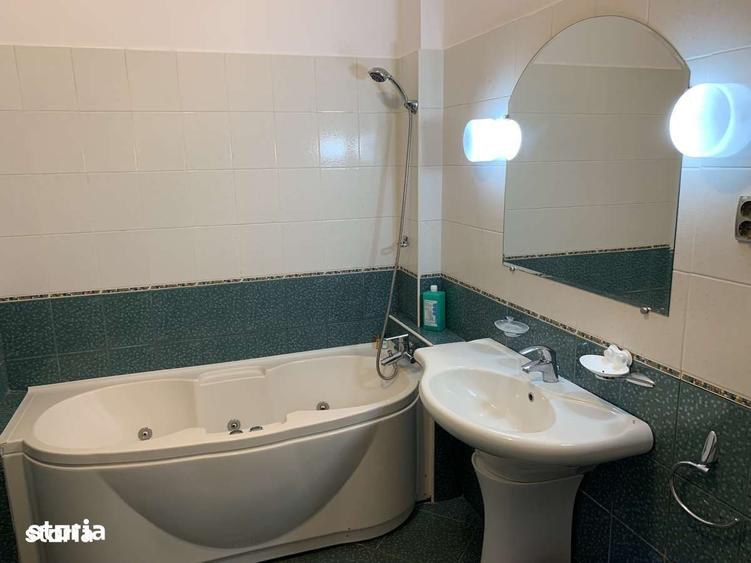 Vila elegantă 5 camere str av Vasile Fuică (Domenii)