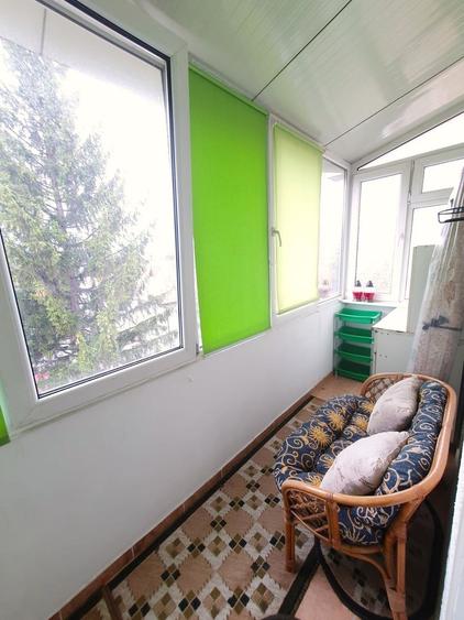 Apartament luminos cu vedere spre biserică, într-un cartier verde și liniștit.