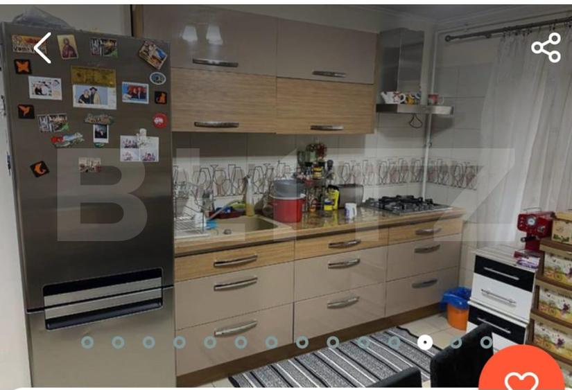 Vanzare apartament, 3 camere, 80 mp utili, Micro 16