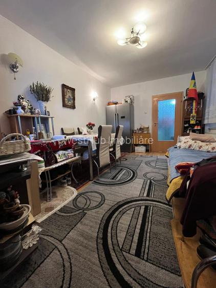 Casa cu 2 camere, 43 mp, cu curte comuna - zona Timocului - 4