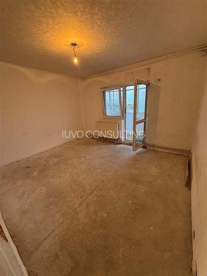 Apartament 3 Camere Decomandat Brancoveanu Hol H - 2