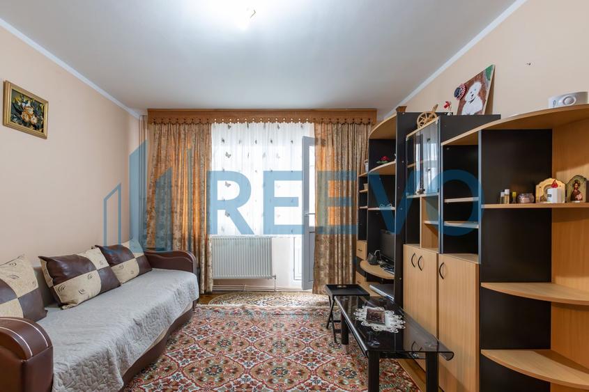 Apartament 2 camere, etaj 3, Cornișa