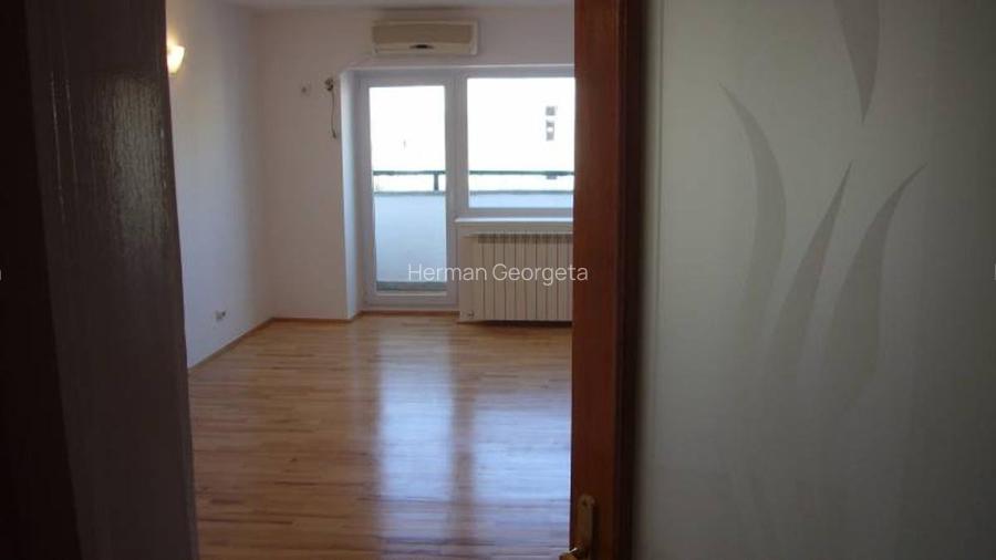 INCHIRIERE DUPLEX 4 CAMERE, Bdul. Unirii 71, NEMOBILAT FINISAT LUX - 14