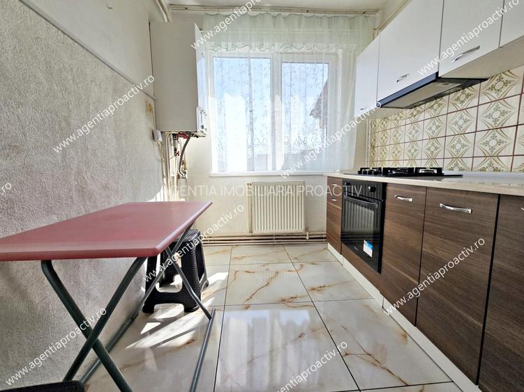 Apartament cu 3 camere, Micro 17, 2 balcoane - 4