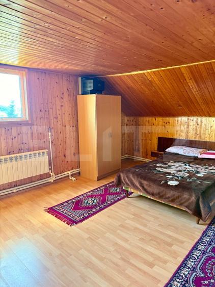 Casă de vacanta, 90 mp, teren 321.50 mp, zona Rasnov