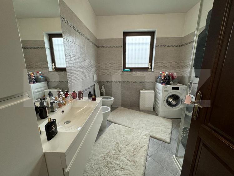 Casa moderna, individuala, Marginea