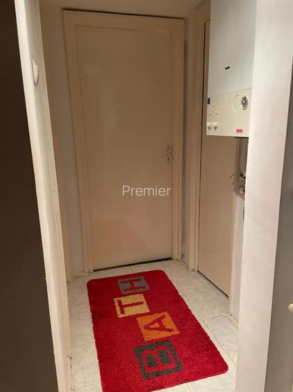Camera in apartament (pt o fata), 150 euro - 3