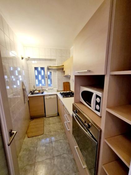 2 camere Calea Victoriei Sala Palatului