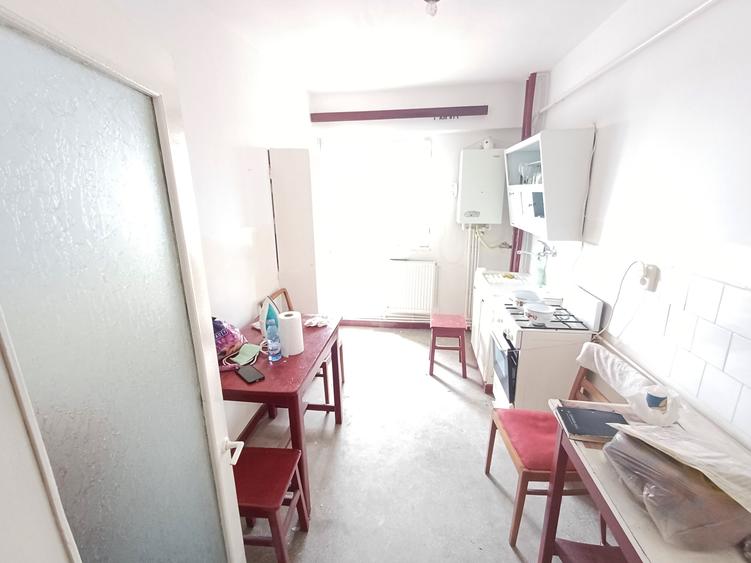 Vanzare 2 camere-Imobiliare MAXICONFORT