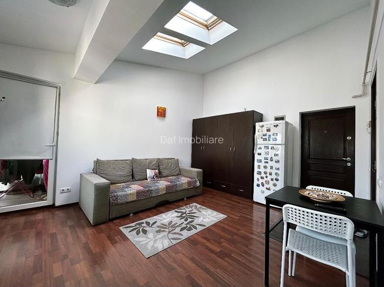 43000euro -garsoniera- centrala proprie- bloc 2010