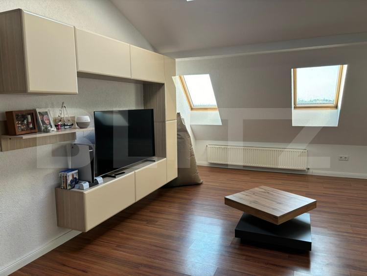 Apartament cu 3 camere de vanzare, 117 mp, strada Baritiu