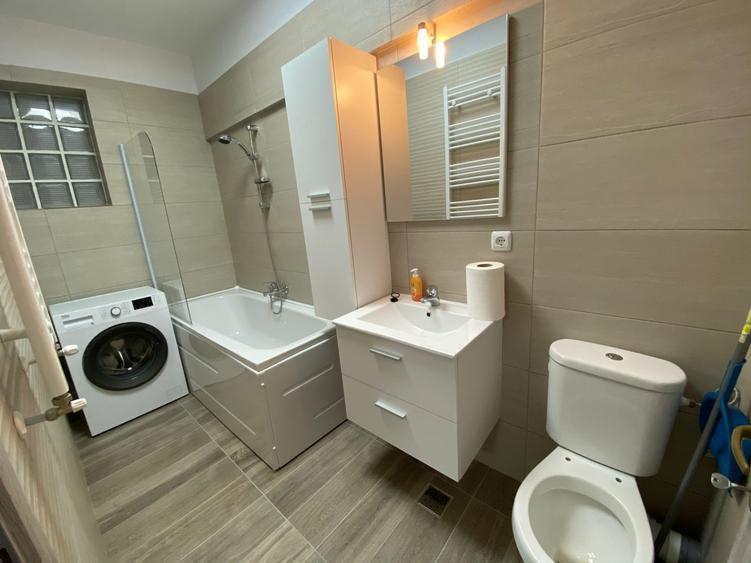 Apartament 2 camere/ Cartierul Solar/ Centrala/ Parcare contracost