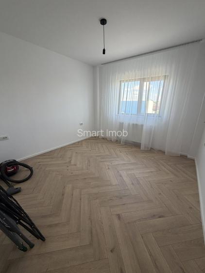 De închiriat apartament 3 camere NOU Admir Residence Mall Brăila - 9