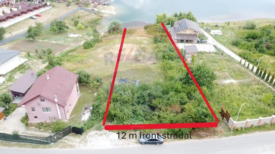 Teren de vânzare cu front la lacul Cincis, Utilități disponibile