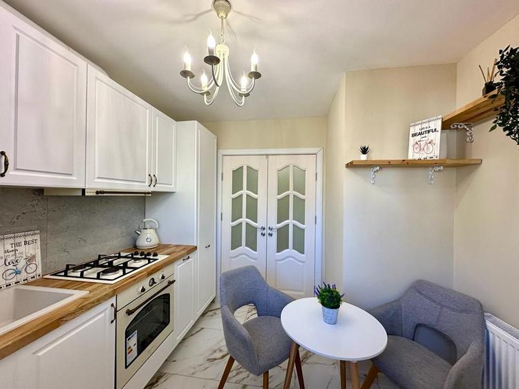 Apartament superb, 4 camere, etaj 2, la cheie, pet friendly, Brancusi