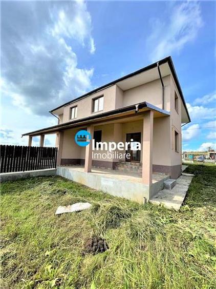 Duplex 5 cam si 2 bai, 300 teren, Beci, Lunca Cetatuii, Centura