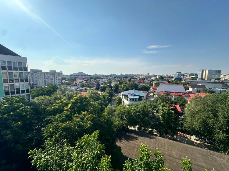 Tineretului - Apartament + loc de parcare