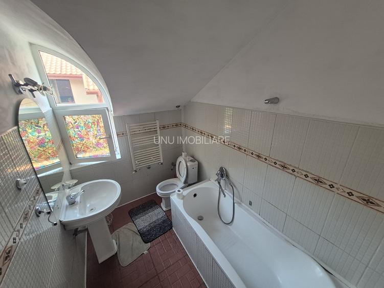Apartament 3 camere zona Podu de Fier - 9