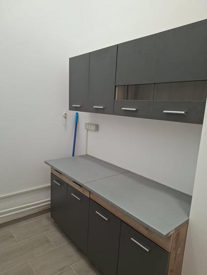 Birouri 140 mp = prima inchiriere = RENOVAT RECENT