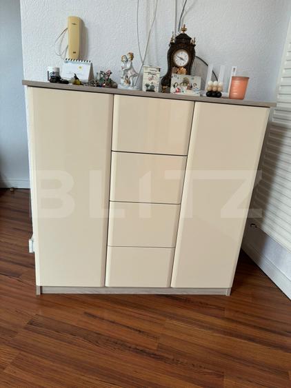 Apartament cu 3 camere de vanzare, 117 mp, strada Baritiu