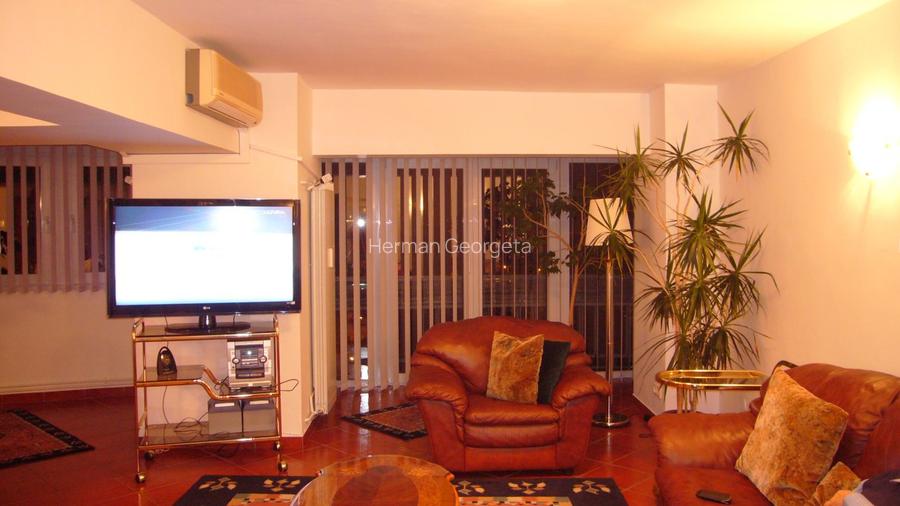 Duplex lux de inchiriat Bdul. Unirii 61, loc parcare, sector 3, Bucuresti - 9
