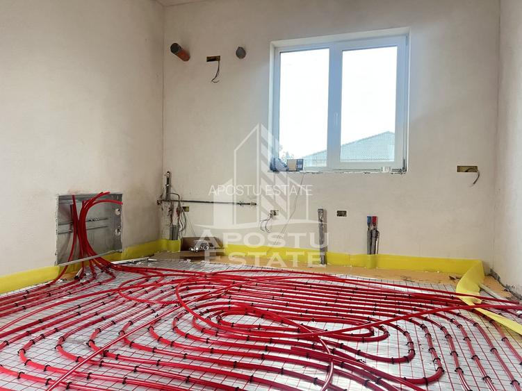 Casa individuala cu 5 camere, de vanzare, 653mp teren, in Sanandrei - 3