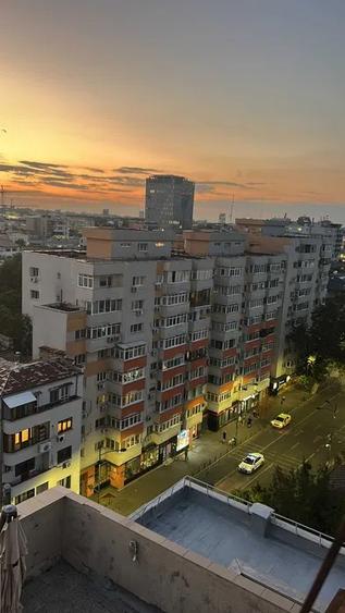P-ta Romana 2 camere renovat cu centrala imobil si prox. metrou