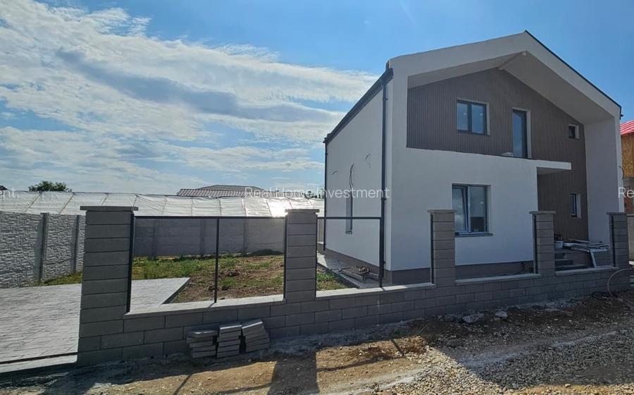 Casa  3/4/5 camere - Com.Berceni - 8
