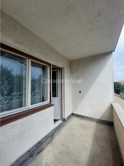 Apartament central cu garaj - 12