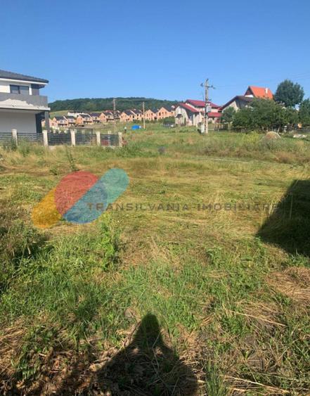 Teren intravilan 700 mp în com. Chinteni, zona centrală