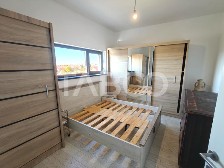 Penthouse 3 camere de inchiriat - 87 mp utili - disponibil imediat