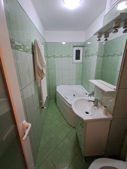 Apartament 3 camere Zona Panduri - 68 mp - etaj 3