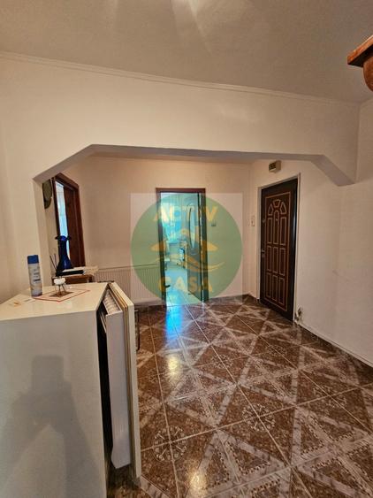 Apartament 3 camere, etaj 1