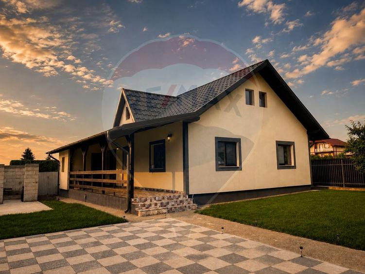 Casă modernă, finisată cu 3 camere, în zonă liniștită — Măgura, Bacău