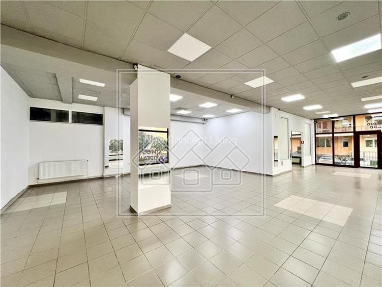 Spatiu comercial cu vitrina la strada - 177 mp - finisat la cheie - 8