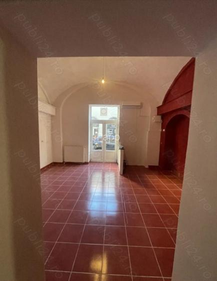 ***FARA COMISION*** Spațiu comercial  50 mp - 2