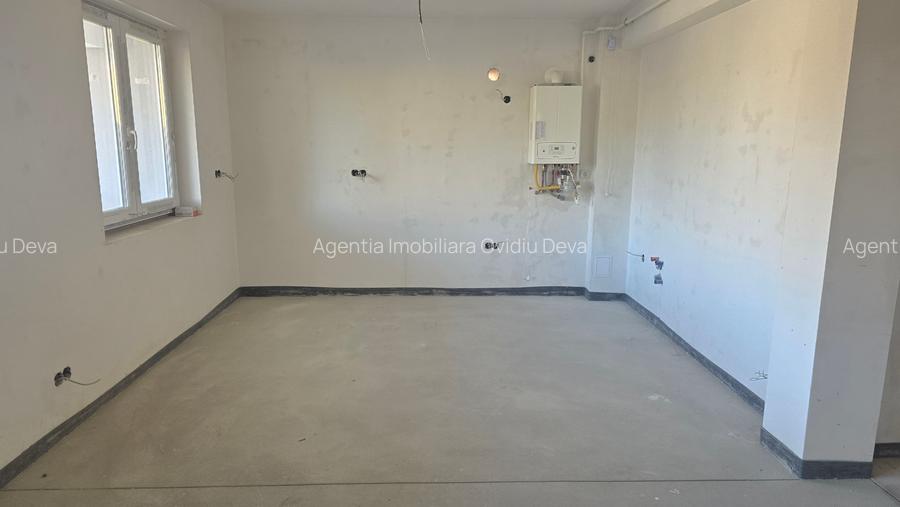 Vand apartament 3 camere decomandat in Deva, zona 22 Decembrie, parter, bloc nou - 2