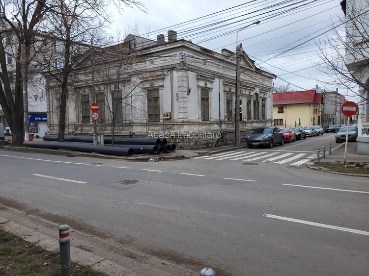 O poveste care asteapta sa fie rescrisa -cladire cu potential in centrul orasulu - 2